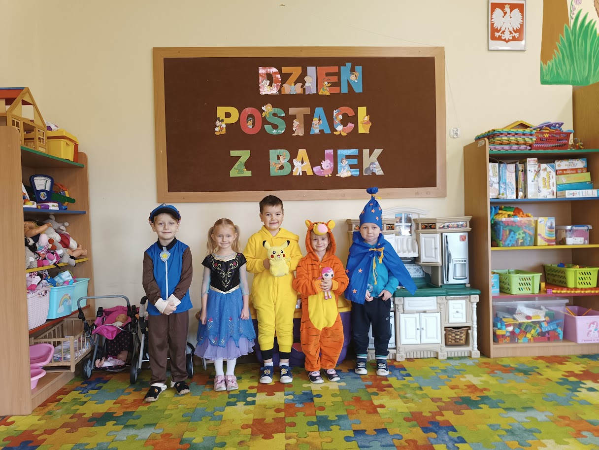 DZIEŃ POSTACI Z BAJEK